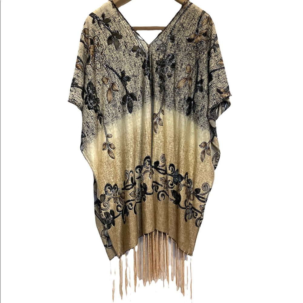 COVERUP / SHAWL / SCARF / BEACHWEAR W FRINGE•